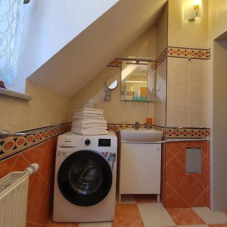 Spacious 2-Bedroom Apartment Zabjak With Ac Tour As Ljubljana Ngoại thất bức ảnh
