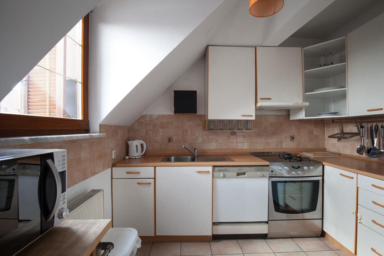 Spacious 2-Bedroom Apartment Zabjak With Ac Tour As Ljubljana Ngoại thất bức ảnh